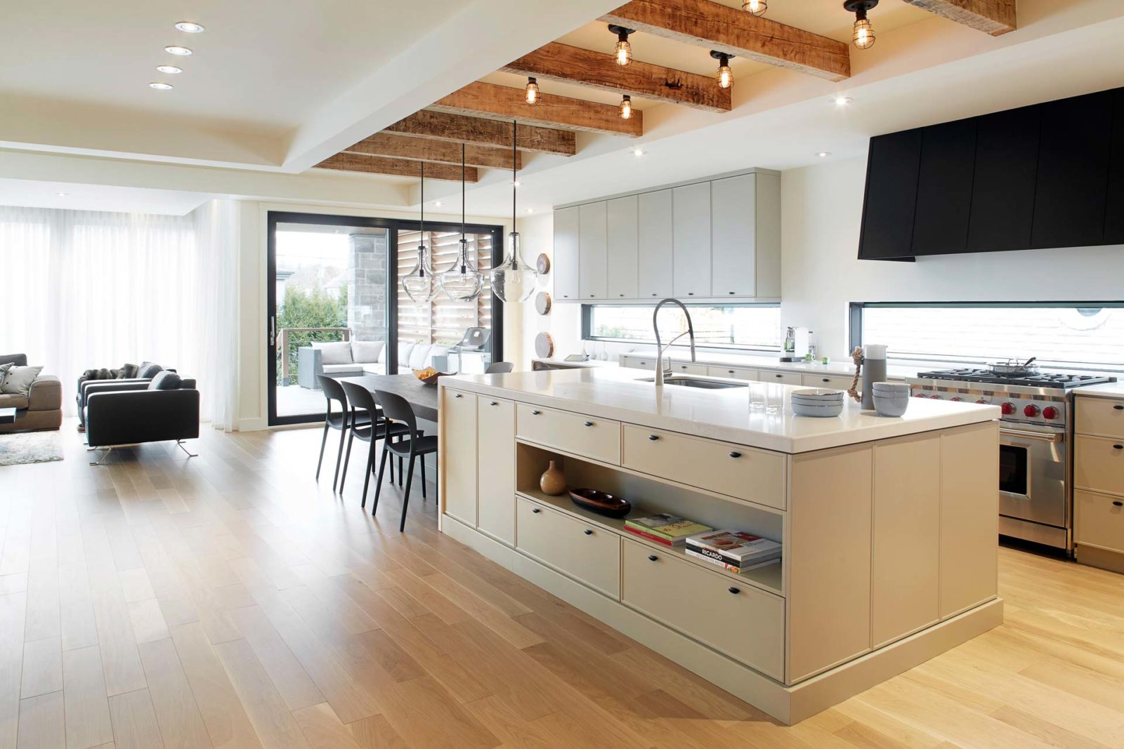 Planche Bois Plafond Pourquoi Choisir Un Plafond En Bois QGBR Planche Bois Plafond Pourquoi Choisir Un Plafond En Bois QGBR