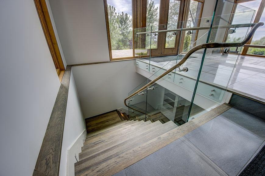 Composantes d'escalier en Hickory | Huilé gris argenté